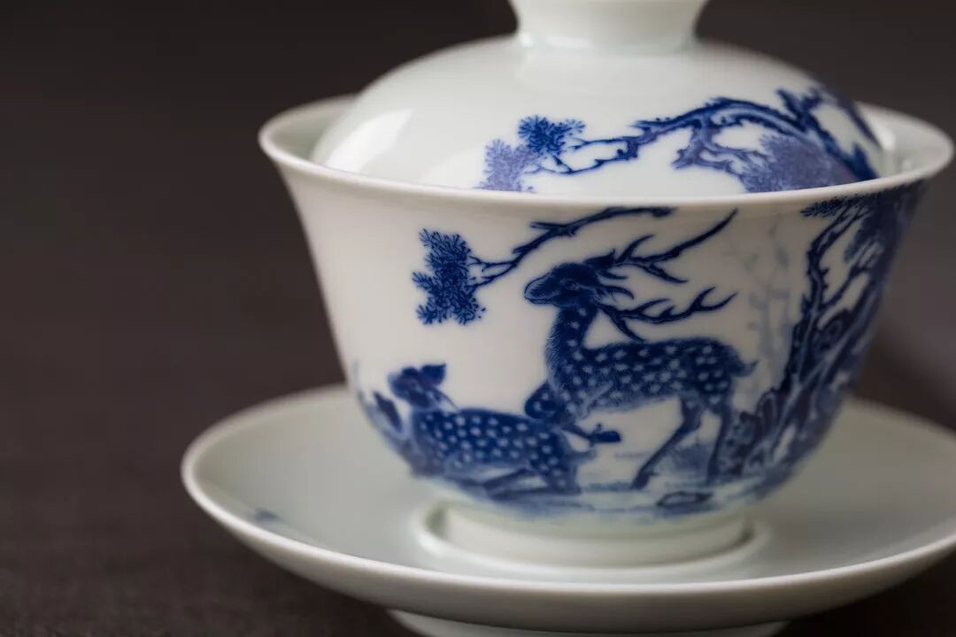 Blue & White Porcelain Gaiwan Tea Set with Deer Motif